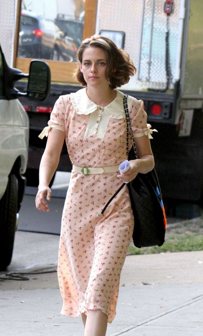 Kristen Stewart - Filming New Woody Allen's Movie in NY