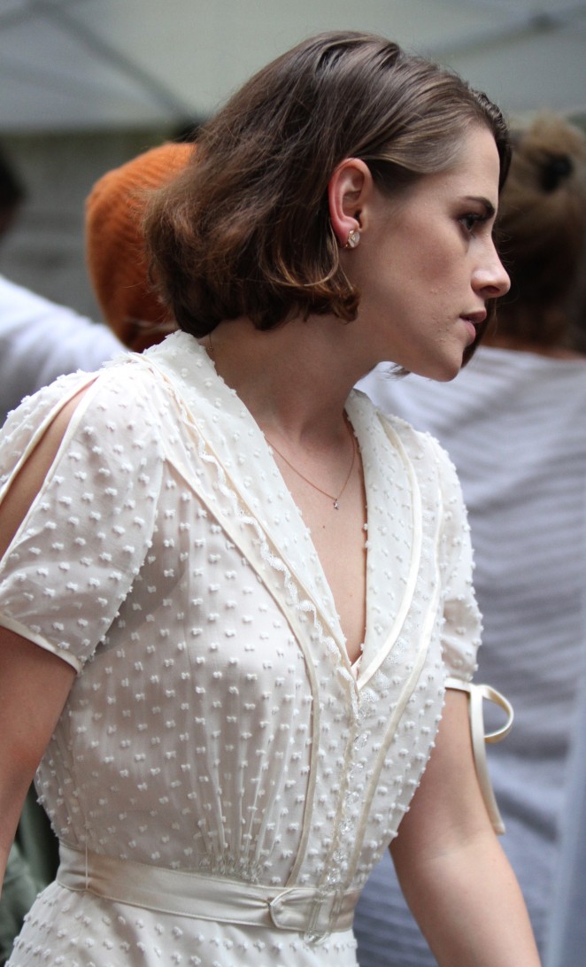 Kristen Stewart - Filming Woody Allen film in NYC