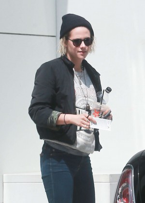 Kristen Stewart in jeans out shopping in Beverly Hills