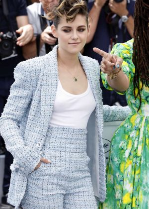 Kristen Stewart - 'Jury' Photocall at Cannes Film Festival