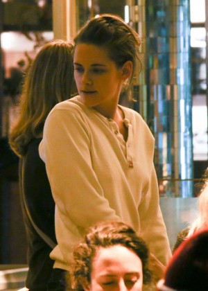 Kristen Stewart - On The Evening Set Of 'Personal Shopper' in Paris