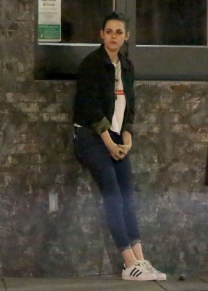 Kristen Stewart - Outside a restaurant in West Hollywood