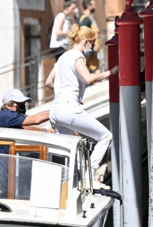 Kristen Stewart - Seenwith Dylan Meyer in Venice