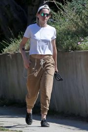Kristen Stewart - Walking her Dog in Los Feliz