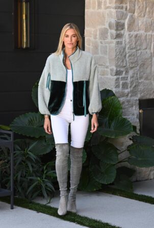 Kristen Taekman - Photoshoot candids for her Last Nights Look blog in Los Angeles