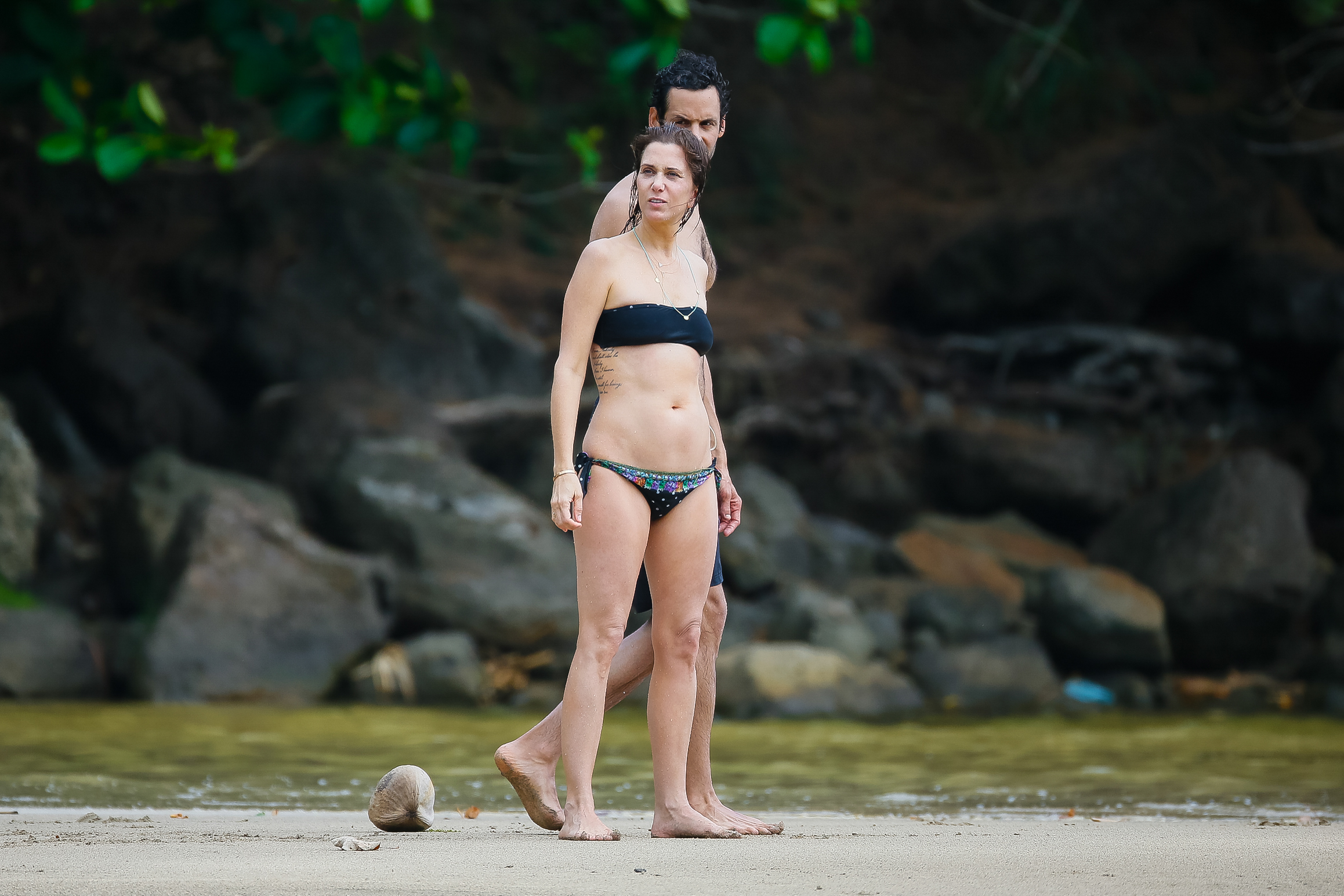 Kristen Wiig - Bikini Candids in Kaui. 