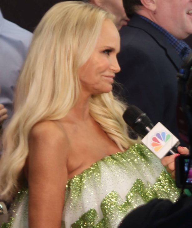 Kristin Chenoweth - Spotted at Wicked's 20th Anniversary in New York