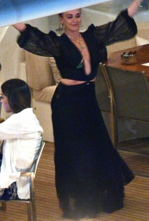 Kyle Richards - Pictured during a family meal in Portofino
