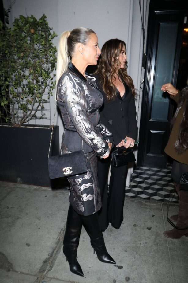 Kyle Richards - With Dorit Kemsley seen after dinner at Craig's in West Hollywood