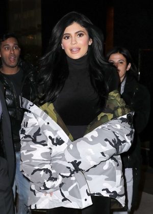 Kylie Jenner - Arrives at the set of 'Ocean's 8' in NY