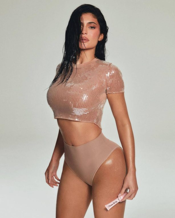 Kylie Jenner - Greg Swales photoshoot for Kylie Cosmetics (Summer 2023)