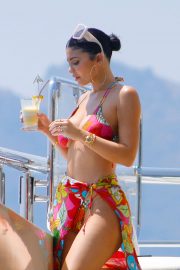 Kylie Jenner - In Bikini enjoys the sun and a Birthday cocktail in Positano - Italy