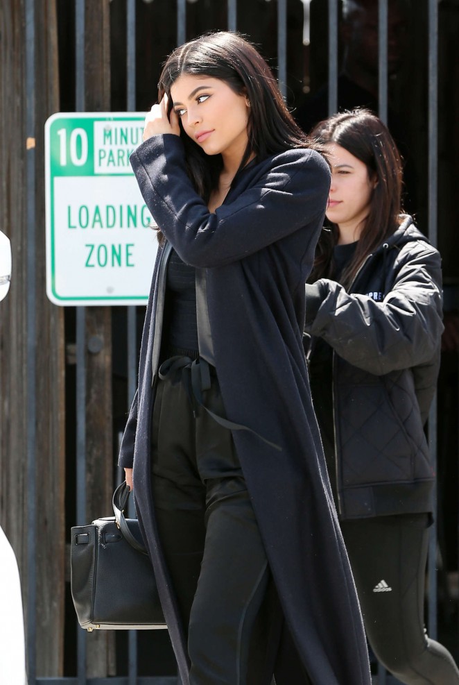 Kylie Jenner - Leaving The Studio After Filming Keeping up With The Kardashians