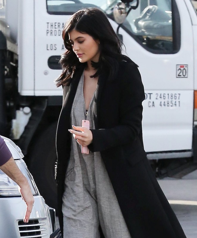Kylie Jenner Leaving the studio in LA