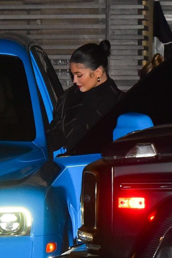 Kylie Jenner - Out for dinner at Nobu in Malibu