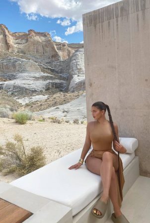 Kylie Jenner - Photoshoot