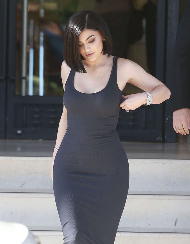 Kylie Jenner - Shopping at Barneys New York in Beverly Hills