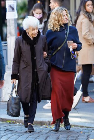 Kyra Sedgwick - Seen with her Mother in New York