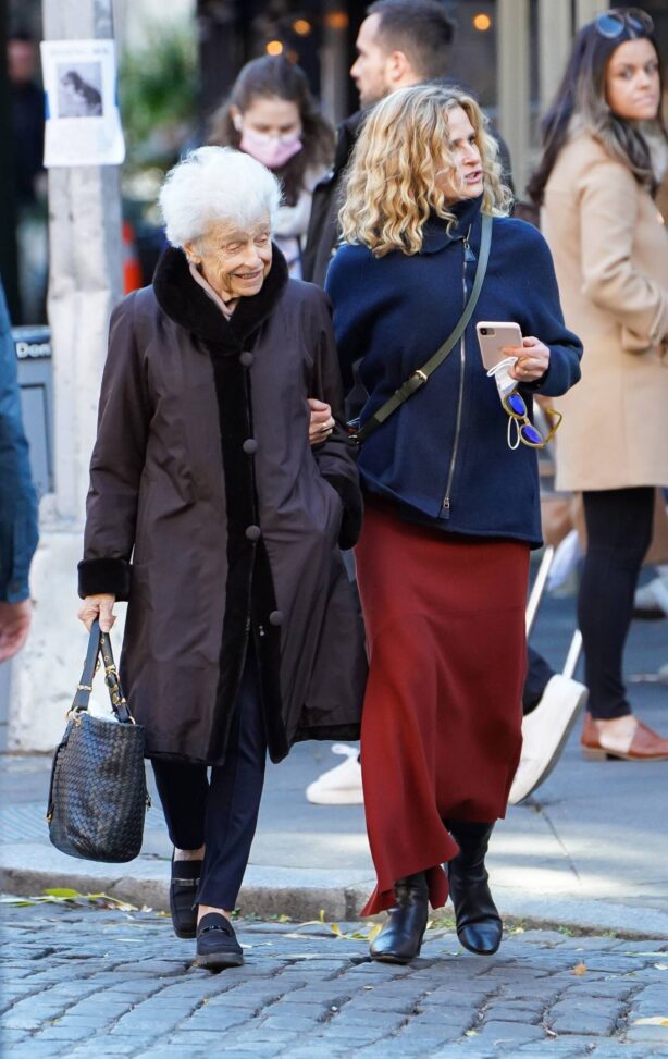Kyra Sedgwick - Seen with her Mother in New York