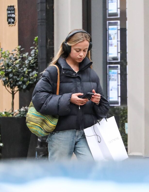 Lady Amelia Windsor - Is spotted out in East London