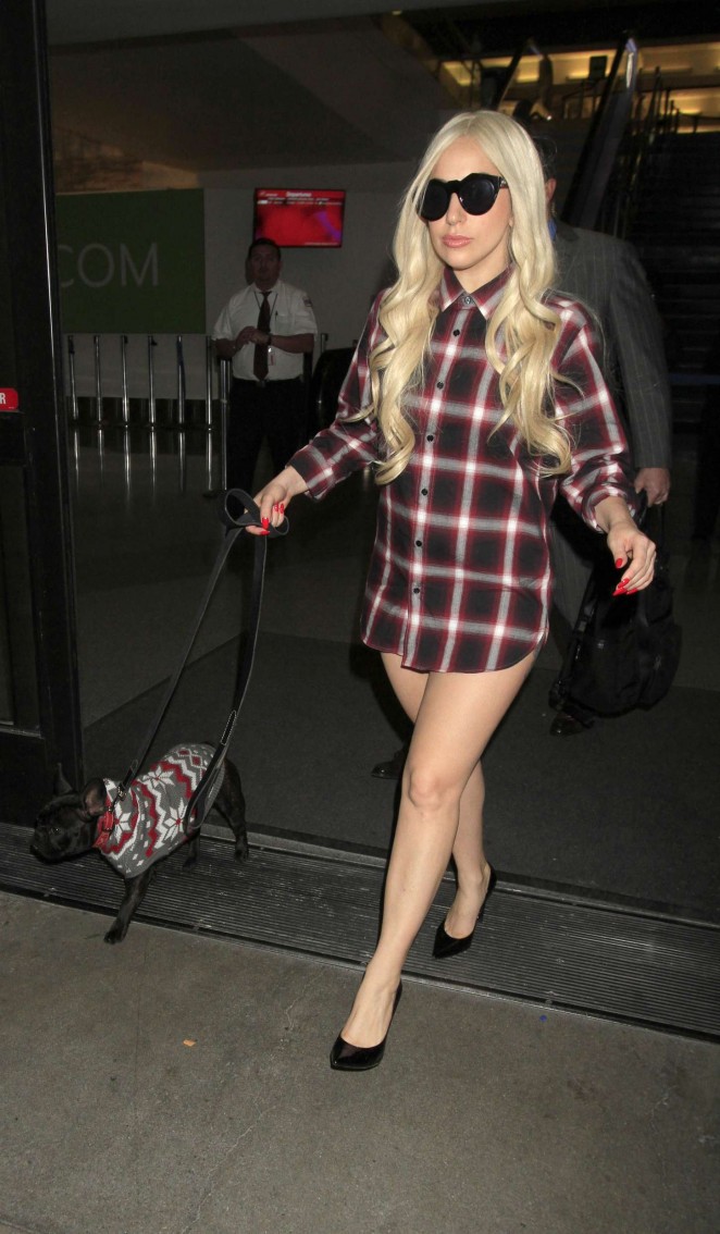Lady Gaga - Arriving at LAX airport in Los Angeles