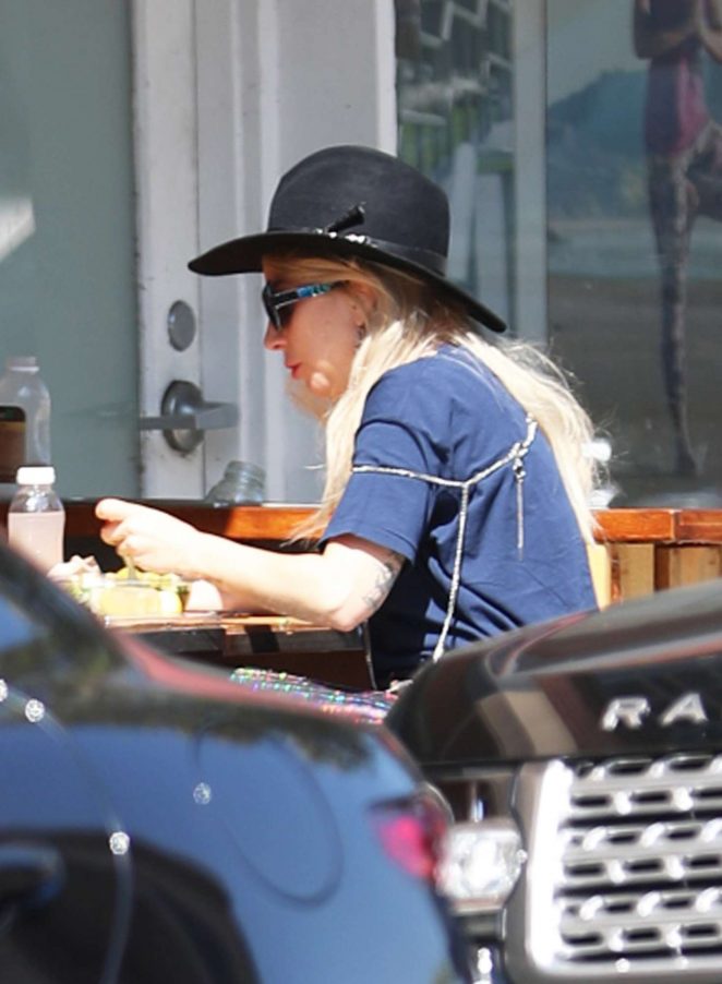 Lady Gaga at a lunch at Kreation juice in Beverly Hills
