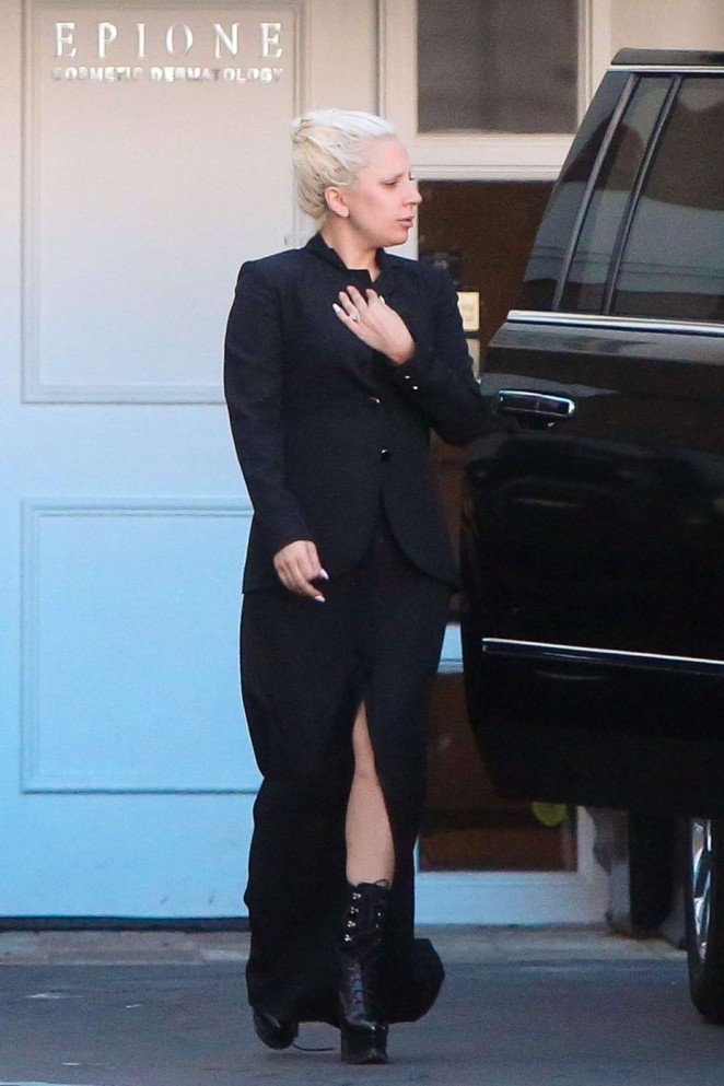 Lady Gaga - Leaves Epione Cosmetic Laser Center in Beverly Hills