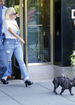 Lady Gaga - Leaves NY Apartment