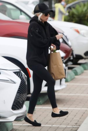 Lady Gaga - Shopping with her assistant at Vintage Grocers in Malibu
