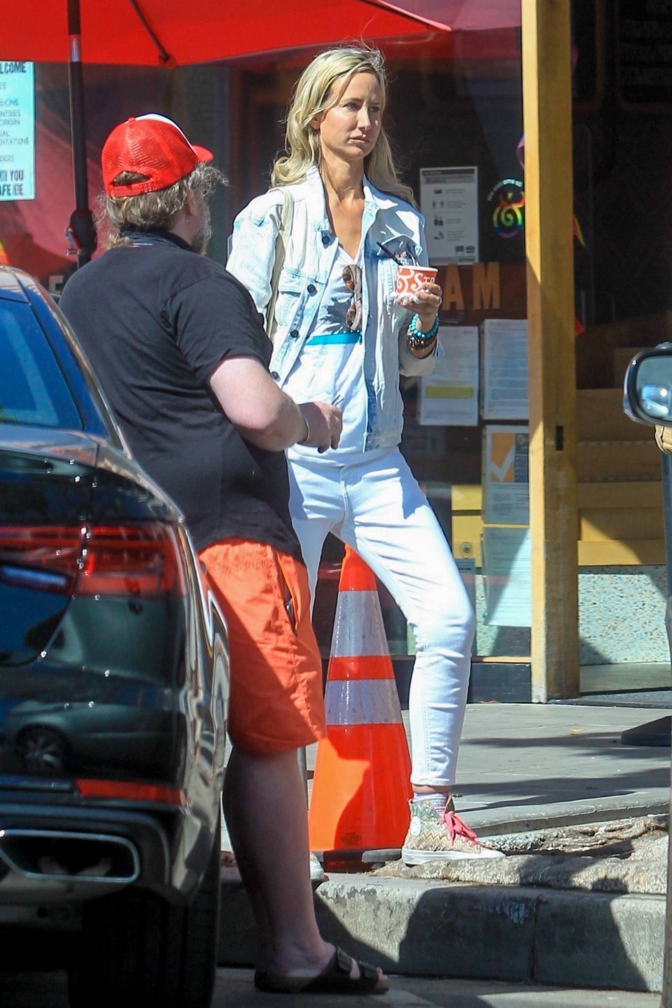 Lady Victoria Hervey 2021 : Lady Victoria Hervey –  at Salt and Straw in West Hollywood-03