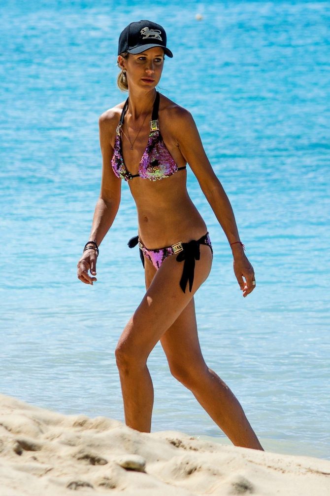 Lady Victoria Hervey in Bikini on the beach in Barbados