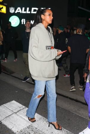 Lais Ribeiro - Seen after spending Sper Bowl eve at the Drake concert in West Hollywood