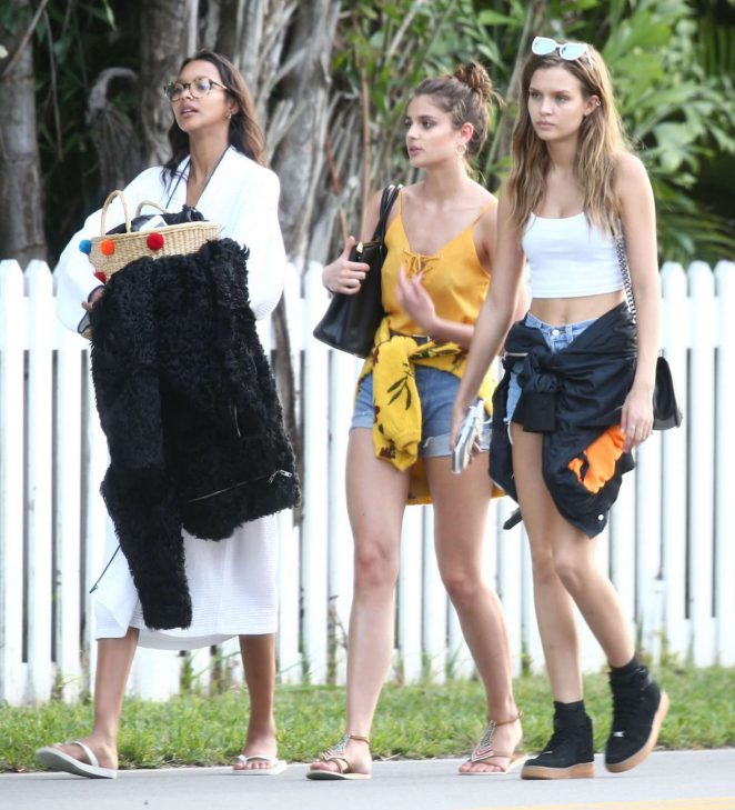 Lais Ribeiro, Taylor Hill and Josephine Skriver - Leaving a Victoria's Secret shoot in Miami