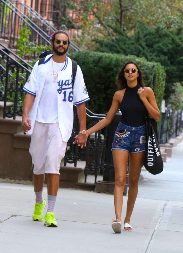 Lais Ribeiro with her boyfriend out in Chelsea