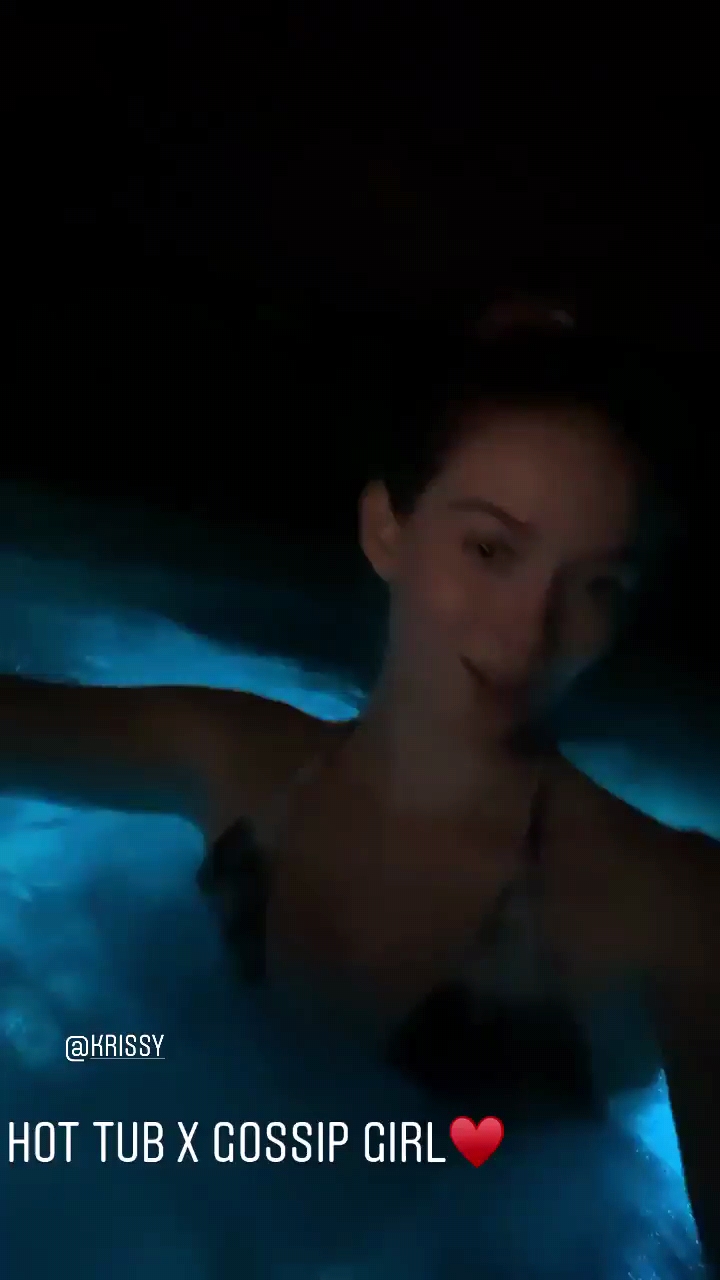 Larsen Thompson â€“ In Personal Hot Tub And More