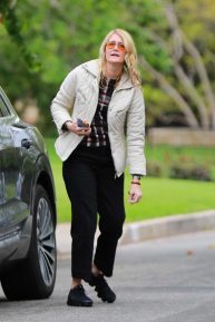 Laura Dern - Visit to her friend Reese Witherspoon in Los Angeles