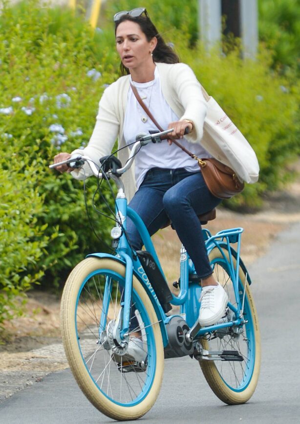 Laura Silverman - bike ride around Montecito