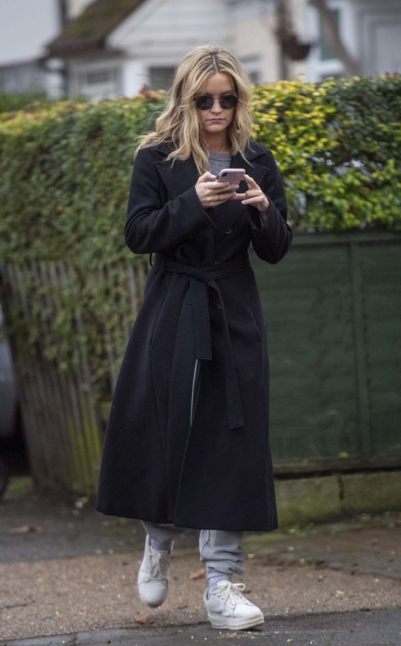 Laura Whitmore - Out in London