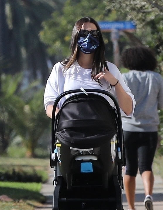 Lea Michele – Seen out with her husband in Santa Monica