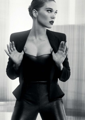 Lea Seydoux - Vogue UK Magazine (November 2015)