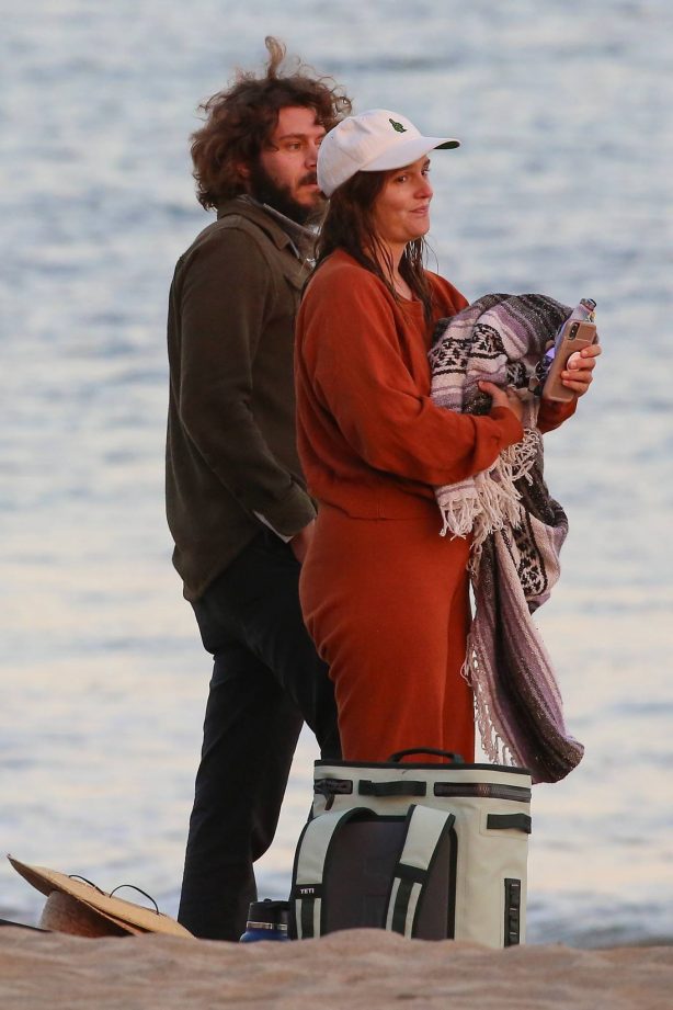 Leighton Meester and Adam Brody - Seen head of Thanksgiving celebrations in Malibu