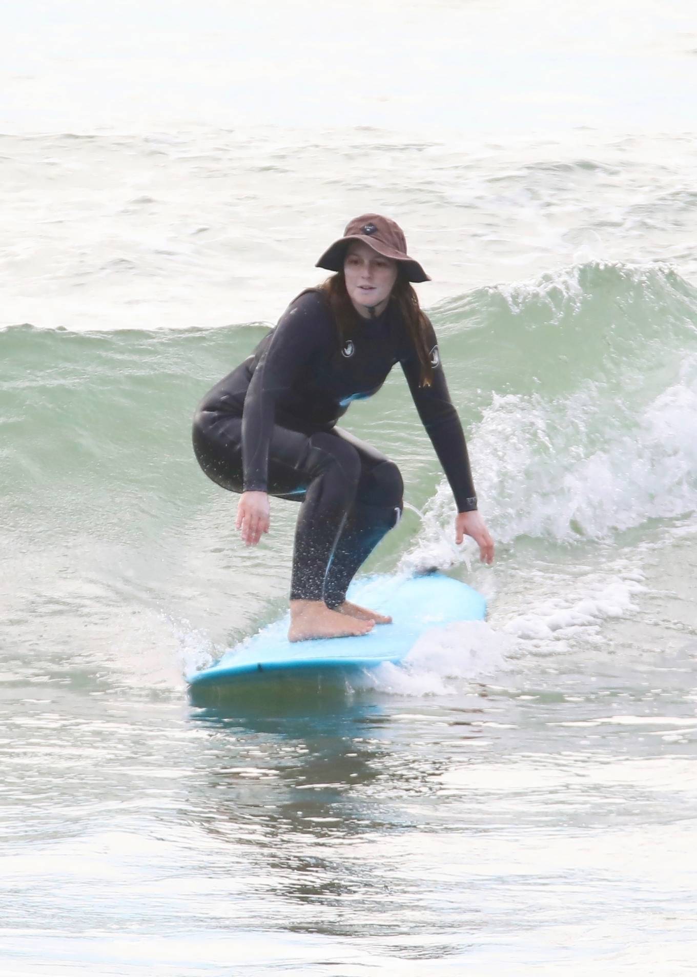 Leighton Meester – Surf session with her husband in Malibu