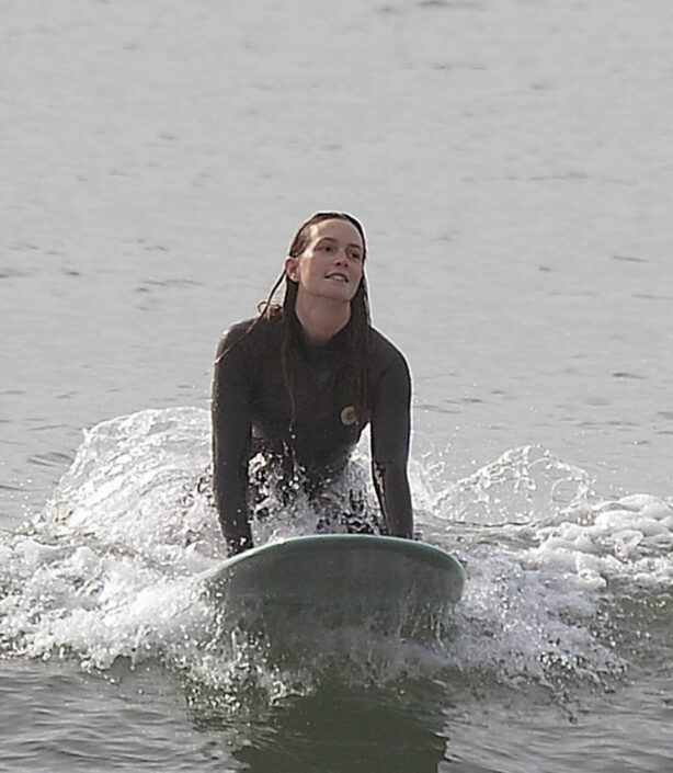 Leighton Meester - Taking surf session in Malibu
