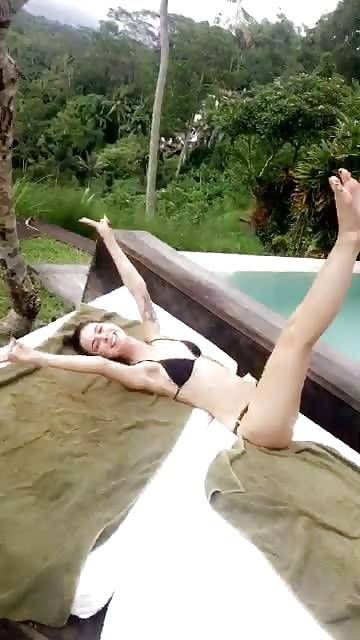 Lena Meyer-Landrut in Bikini: Instagram -16.