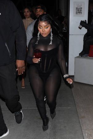 Lil' Kim - Grammy party at the Mr Brainwash Art Museum in Beverly Hills