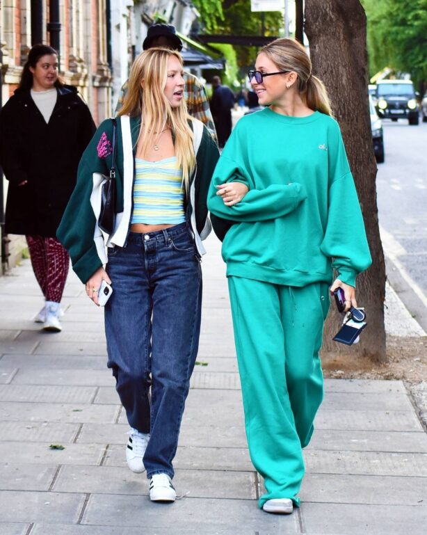 Lila Grace Moss - Out with a friend in London