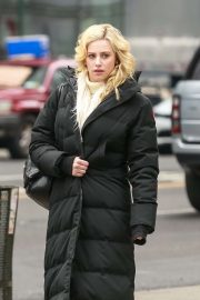 Lili Reinhart - Arrives to the set of 'Hustlers' in NYC