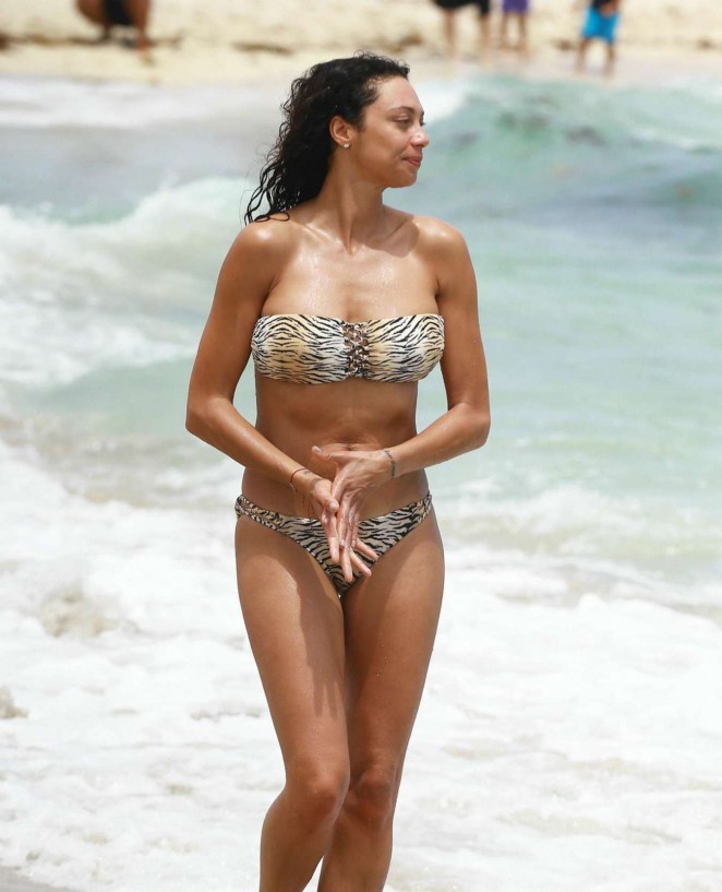 Lilly Kerssenberg in Bikini in Miami