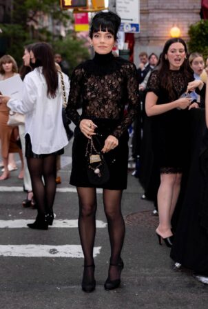 Lily Allen - Arrives at the Chanel dinner at Tribeca Film Festival in New York