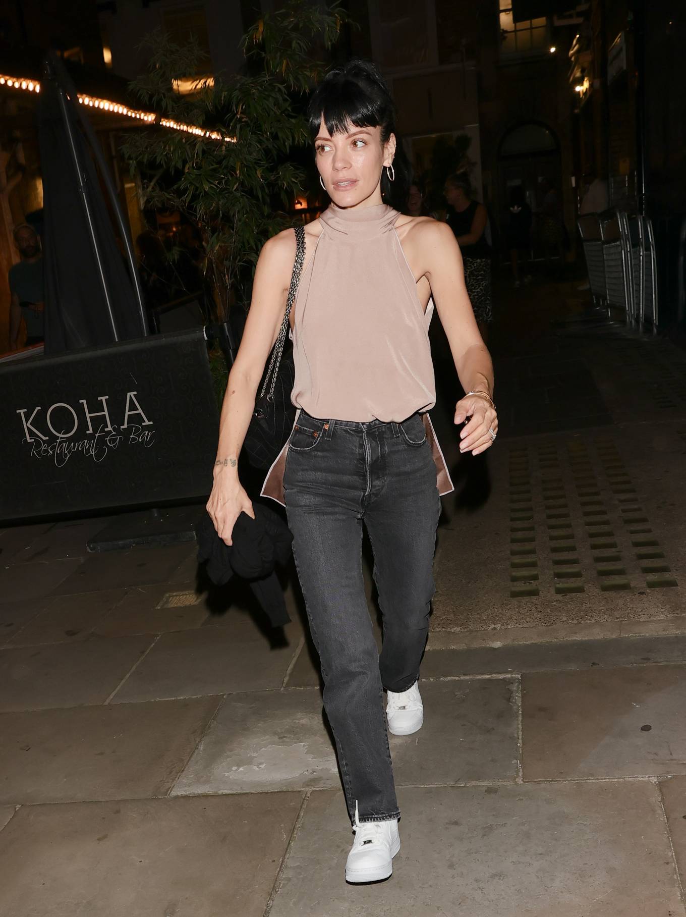 Lily Allen 2021 : Lily Allen – In a denim at 22.2A Ghost Story theatre night in London-09